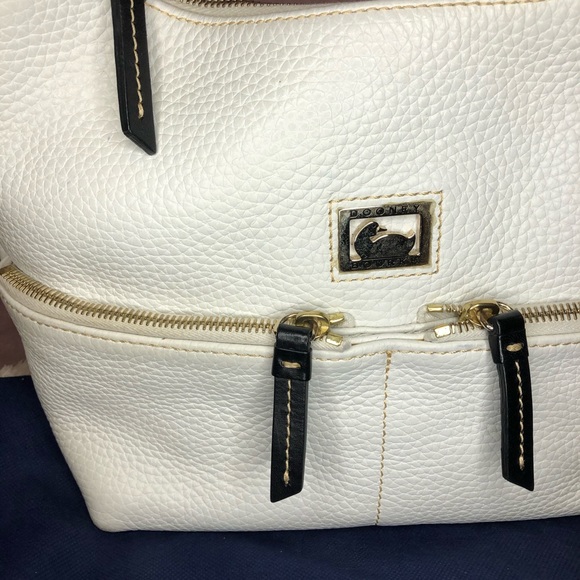 DOONEY & BOURKE SMALL ZIPPER POCKET SAC - Picture 3 of 13